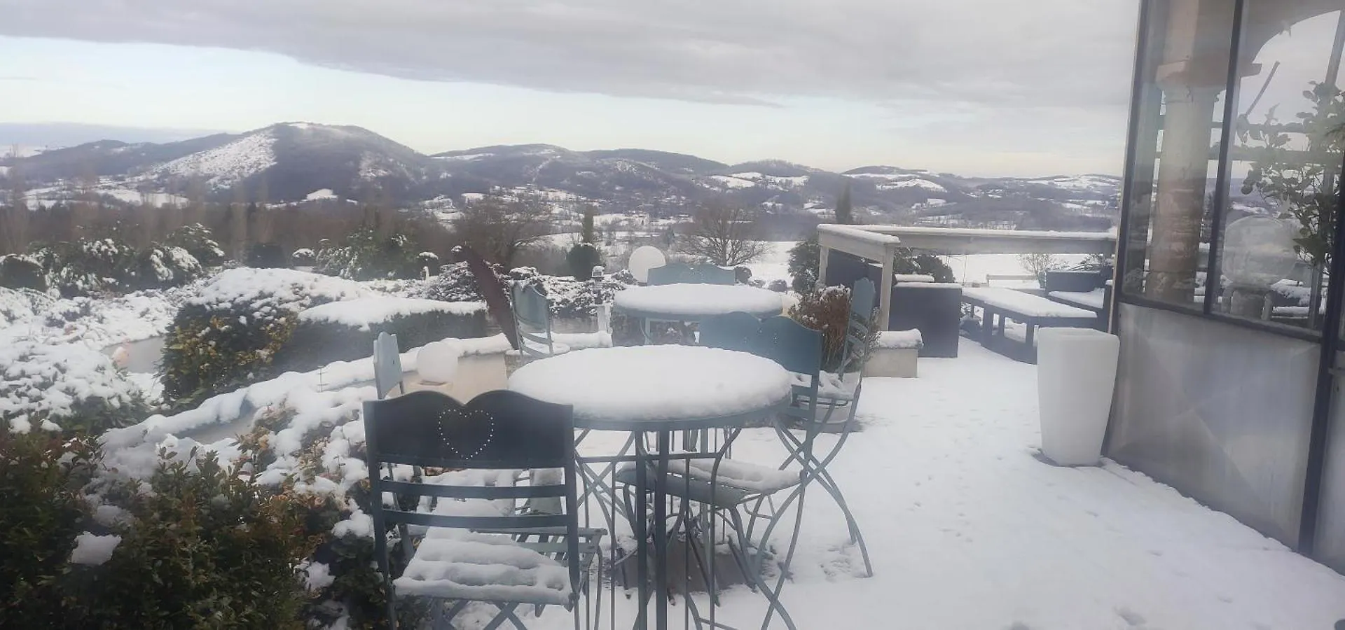 Domaine Le Lanis Chambre d'hôtes avec piscine et spa Saint-Girons  Couette-café Saint-Girons (Ariege)